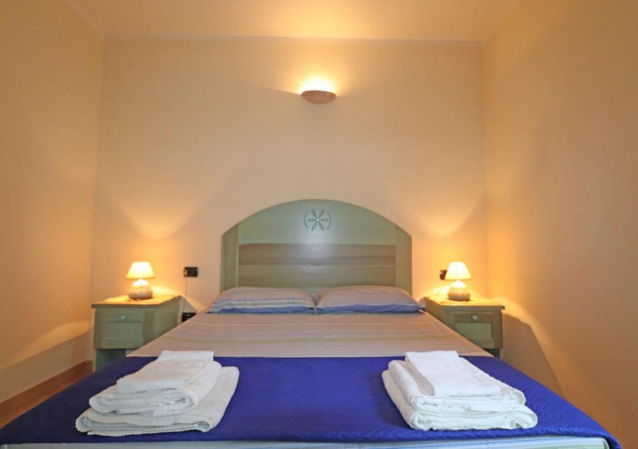 Le Residenze Di Padule 01 Appartement La Maddalena  Buitenkant foto